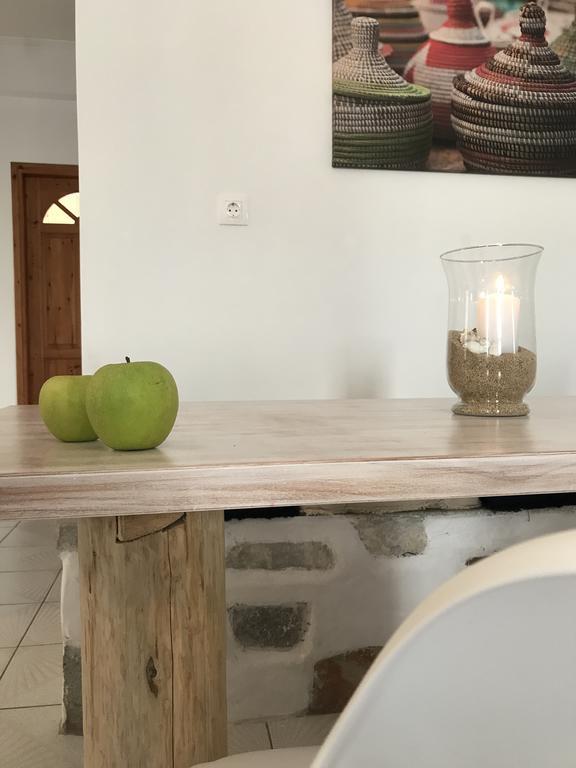 Panai'S Garden Lägenhet Livadi  Exteriör bild