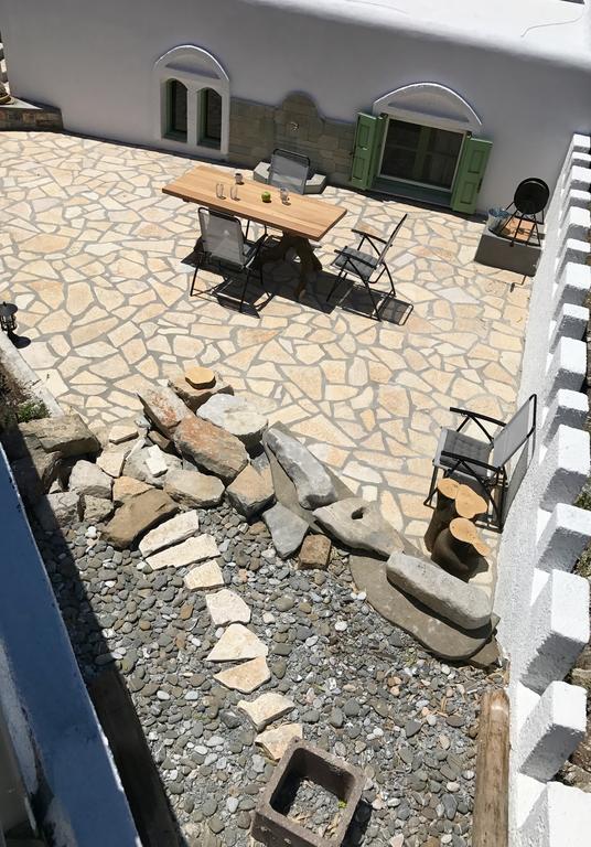 Panai'S Garden Lägenhet Livadi  Exteriör bild